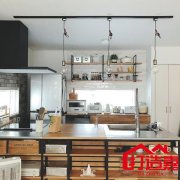 厨房收纳怎样更方便？你需要个开放式搁架