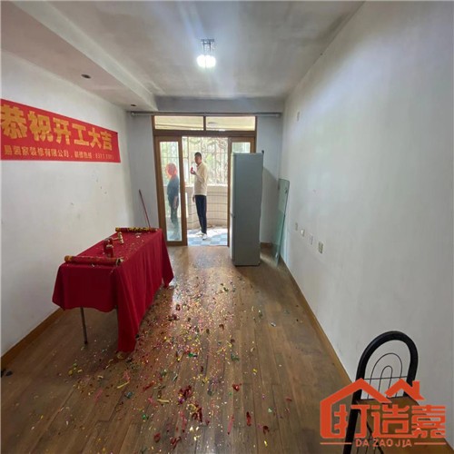 老房翻新图片_老房翻新案例_二手房翻新步骤施工图